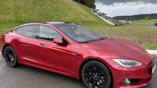 Tesla Model S I  Рестайлинг, 2018, пробег 122350 км