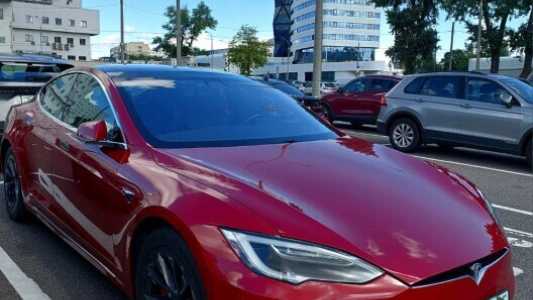 Tesla Model S I  Рестайлинг, 2018, пробег 230000 км