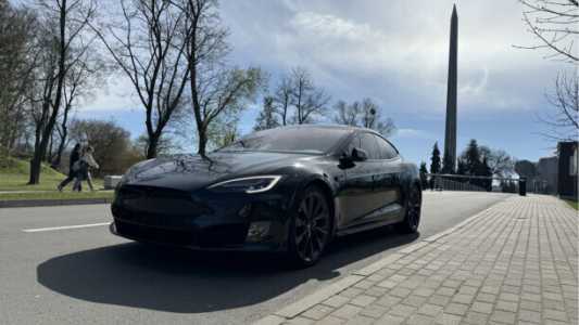 Tesla Model S I Рестайлинг, 2018, пробег 85000 км Tesla Model S I Рестайлинг, 2018, пробег 85000 км