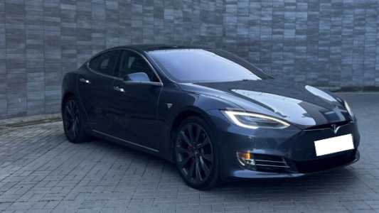 Tesla Model S I  Рестайлинг, 2018, пробег 95000 км