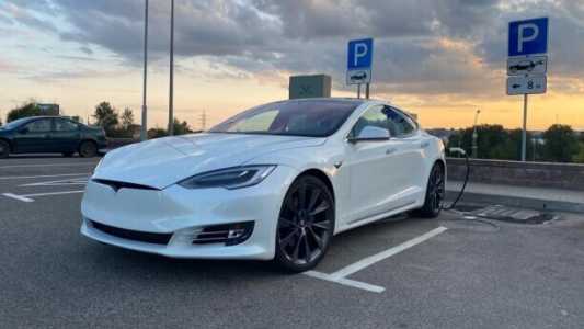 Tesla Model S I  Рестайлинг, 2020, пробег 21000 км