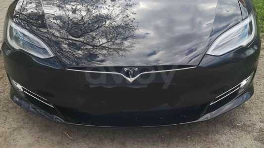 Tesla Model S I Рестайлинг