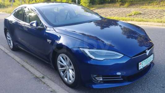 Tesla Model S I Рестайлинг