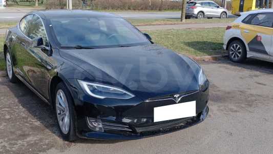 Tesla Model S I Рестайлинг
