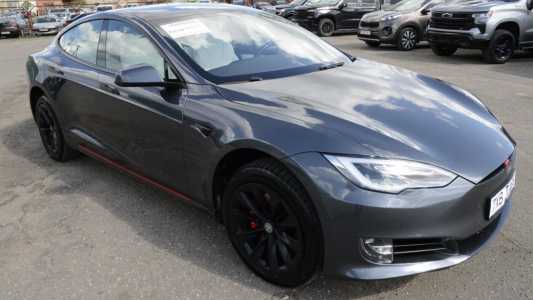 Tesla Model S I Рестайлинг