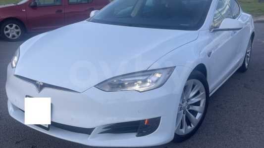 Tesla Model S I Рестайлинг