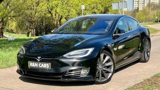 Tesla Model S I Рестайлинг