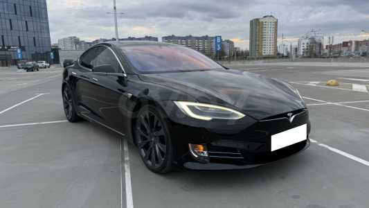 Tesla Model S I Рестайлинг