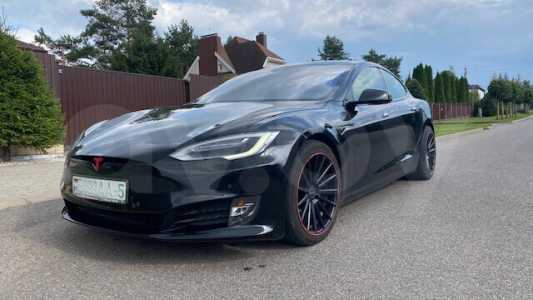 Tesla Model S I Рестайлинг