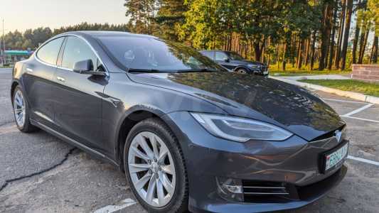 Tesla Model S I Рестайлинг