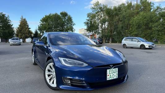 Tesla Model S I Рестайлинг