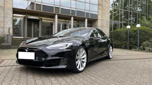 Tesla Model S I Рестайлинг