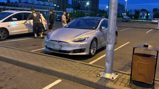 Tesla Model S I Рестайлинг