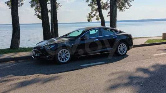 Tesla Model S I Рестайлинг