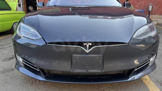 Tesla Model S I Рестайлинг