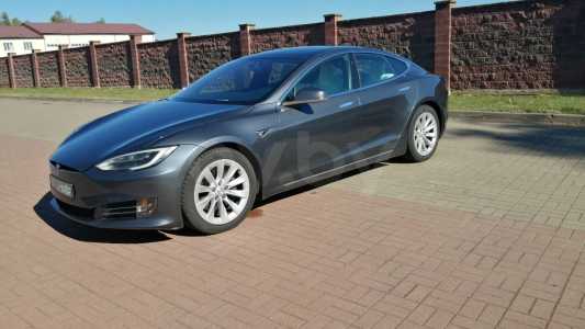 Tesla Model S I Рестайлинг