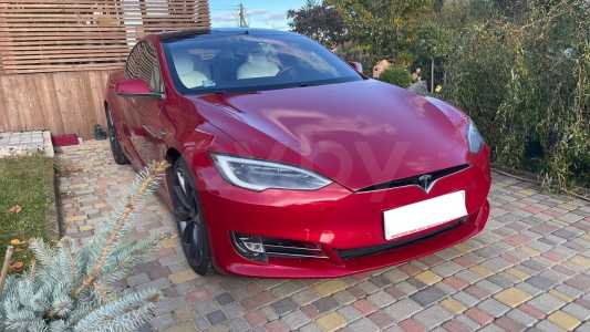 Tesla Model S I Рестайлинг