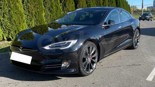 Tesla Model S I Рестайлинг