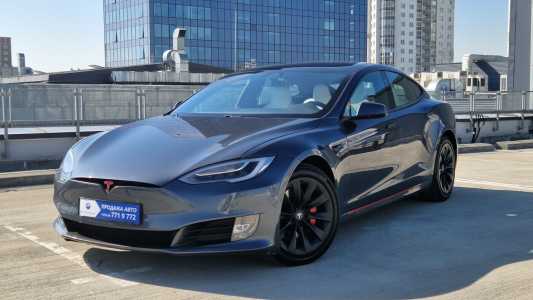 Tesla Model S I Рестайлинг