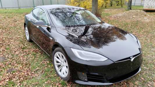 Tesla Model S I Рестайлинг