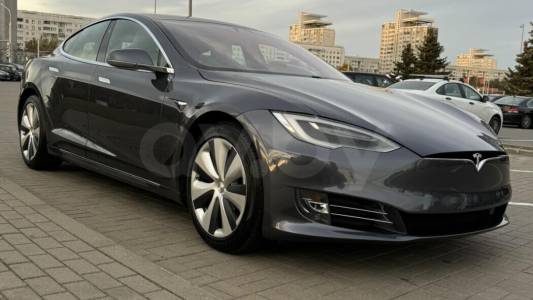 Tesla Model S I Рестайлинг