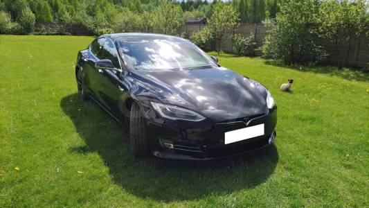 Tesla Model S I Рестайлинг