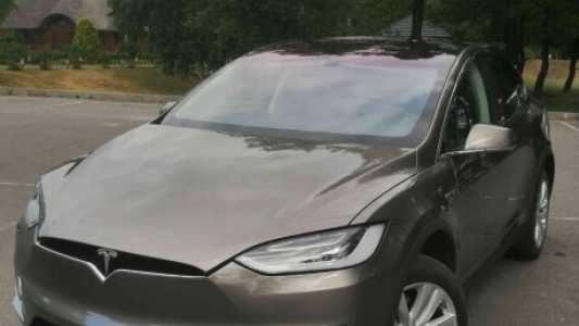 Tesla Model X I, 2016, пробег 140000 км Tesla Model X I, 2016, пробег 140000 км