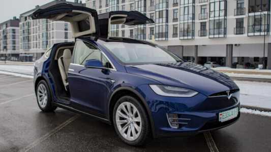 Tesla Model X I, 2019, пробег 110000 км Tesla Model X I, 2019, пробег 110000 км