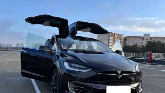 Tesla Model X I