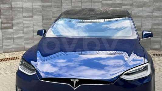 Tesla Model X I