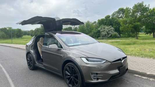 Tesla Model X I