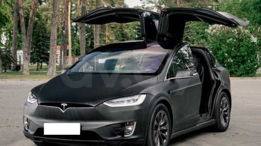 Tesla Model X I