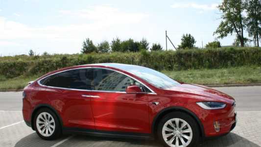 Tesla Model X I