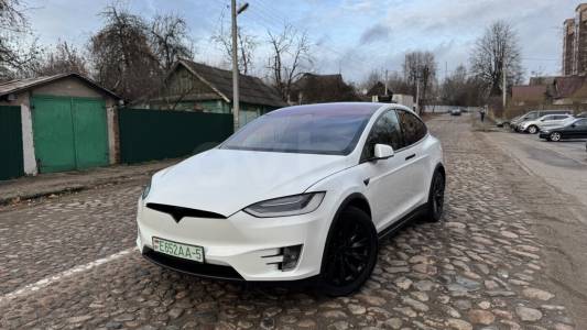 Tesla Model X I