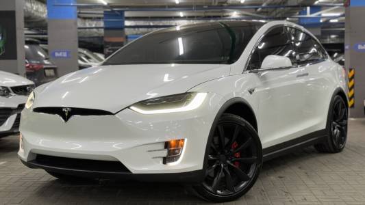 Tesla Model X I