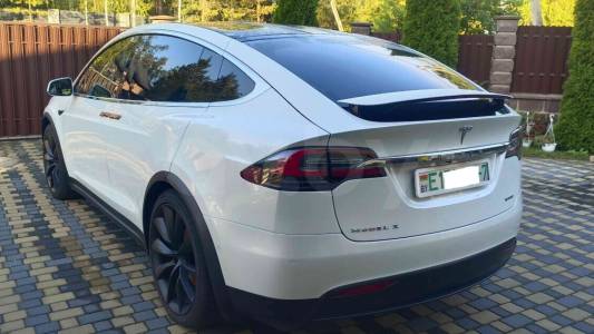 Tesla Model X I