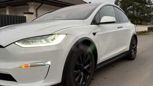 Tesla Model X I Рестайлинг