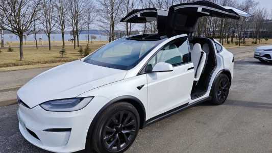 Tesla Model X I Рестайлинг