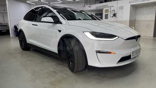 Tesla Model X I Рестайлинг