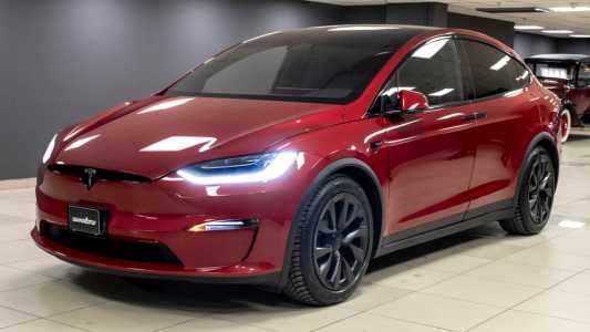 Tesla Model X I Рестайлинг