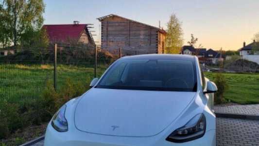 Tesla Model Y I, 2021, пробег 34000 км Tesla Model Y I, 2021, пробег 34000 км