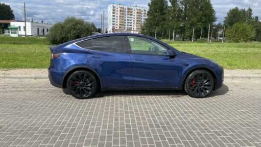 Tesla Model Y I, 2021, пробег 77500 км Tesla Model Y I, 2021, пробег 77500 км