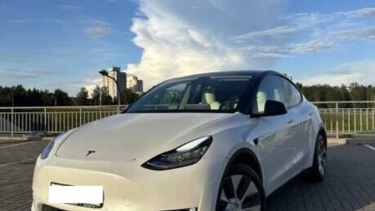 Tesla Model Y I, 2021, пробег 88000 км Tesla Model Y I, 2021, пробег 88000 км
