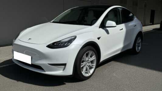 Tesla Model Y I, 2022, пробег 26000 км Tesla Model Y I, 2022, пробег 26000 км