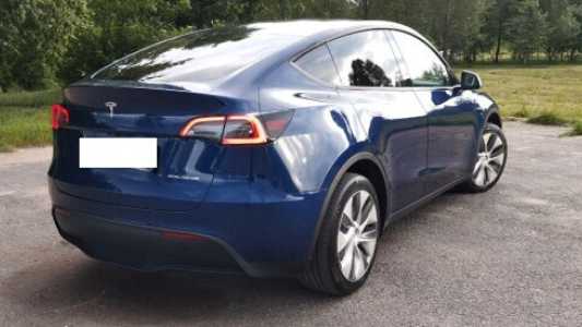 Tesla Model Y I, 2022, пробег 97000 км Tesla Model Y I, 2022, пробег 97000 км