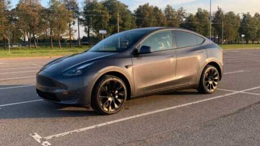 Tesla Model Y I, 2023, пробег 12000 км