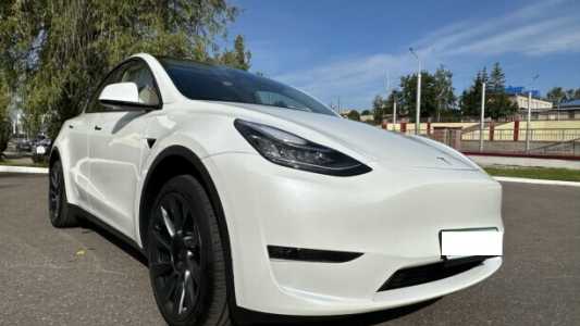 Tesla Model Y I, 2023, пробег 16500 км Tesla Model Y I, 2023, пробег 16500 км