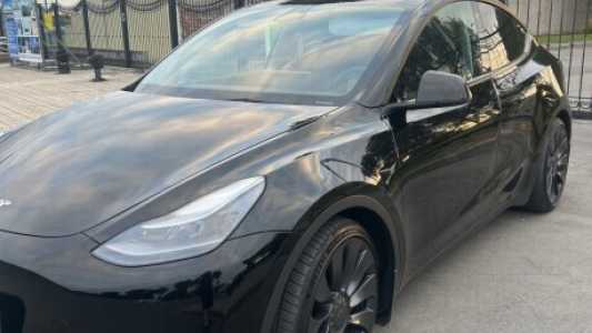 Tesla Model Y I, 2023, пробег 19500 км