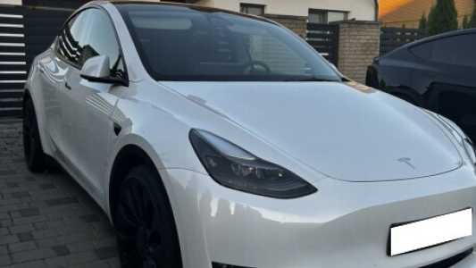 Tesla Model Y I, 2023, пробег 26000 км