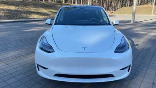 Tesla Model Y I, 2023, пробег 33500 км